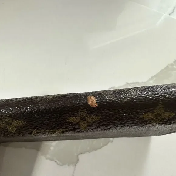 Vintage Louis Vuitton Monogram Sarah Wallet - Picture 13 of 14